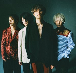 [Alexandros] Grand Daddy jacket image